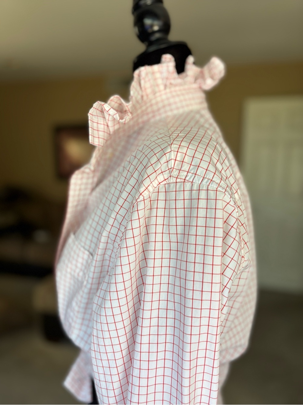 Reworked Men’s White Button-Front Tie Blouse with Red Windowpane Check - Picture 4 of 10